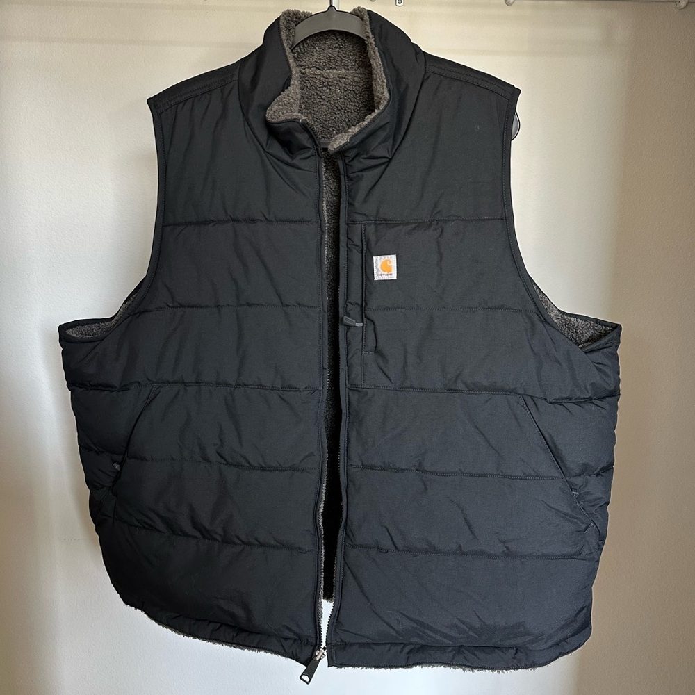Carhartt Women’s Montana Reversible Relaxed Fit Insulated Vest
